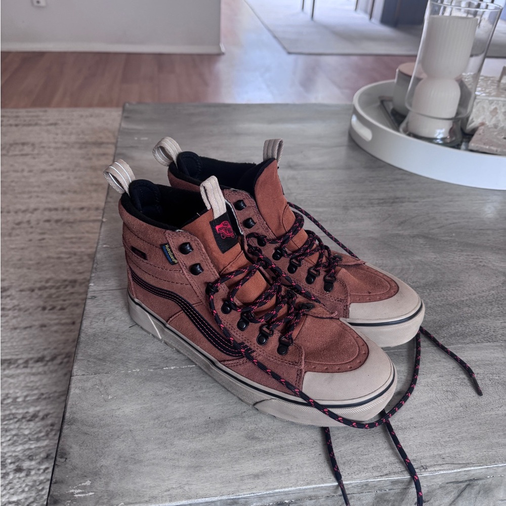 NWOT Vans SK8-Hi Waterproof Boots Size 10 - Picture 4 of 5